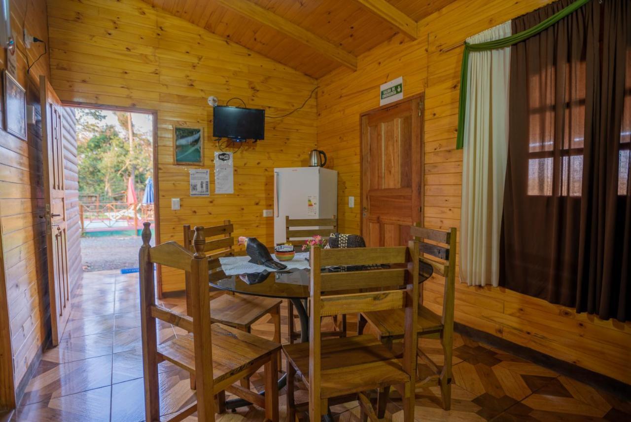 Cabañas La Quinta Puerto Iguazú Exterior foto