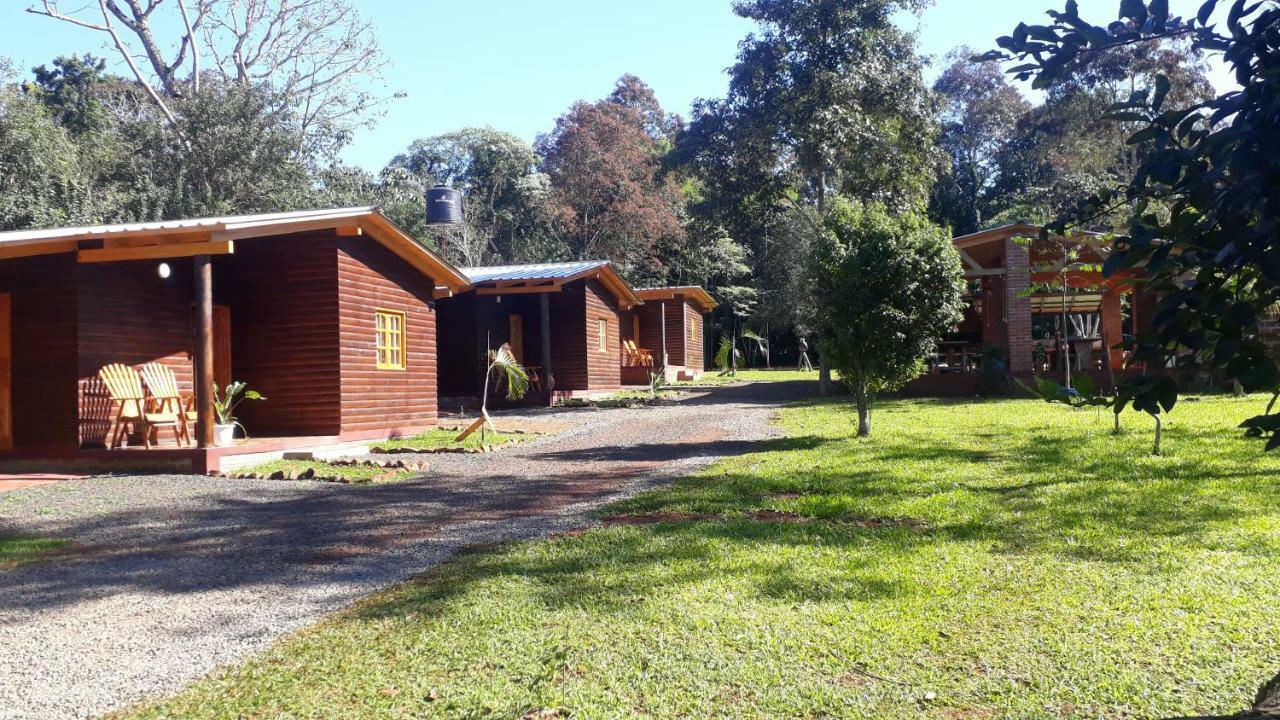 Cabañas La Quinta Puerto Iguazú Exterior foto