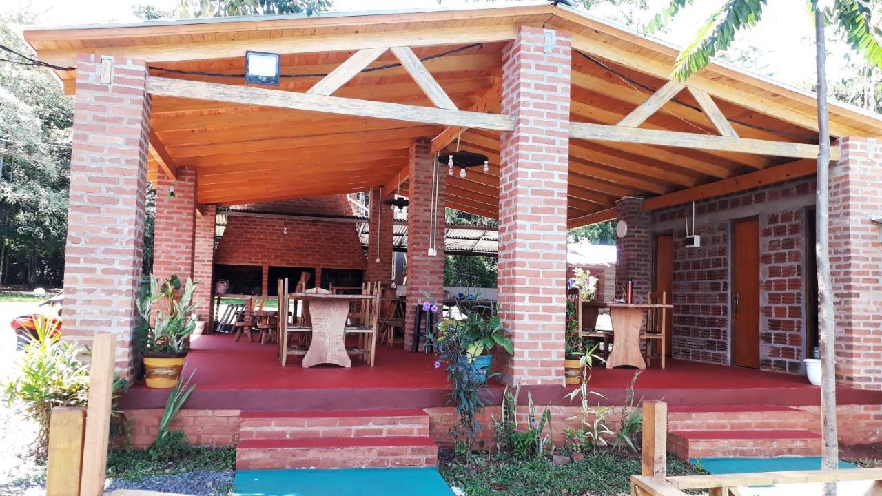 Cabañas La Quinta Puerto Iguazú Exterior foto
